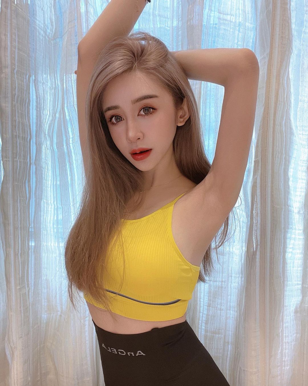Ann is sexy and very attractive.-第1章-图片10