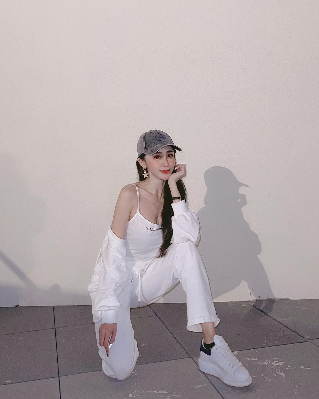 Ann is sexy and very attractive.-第1章-图片22