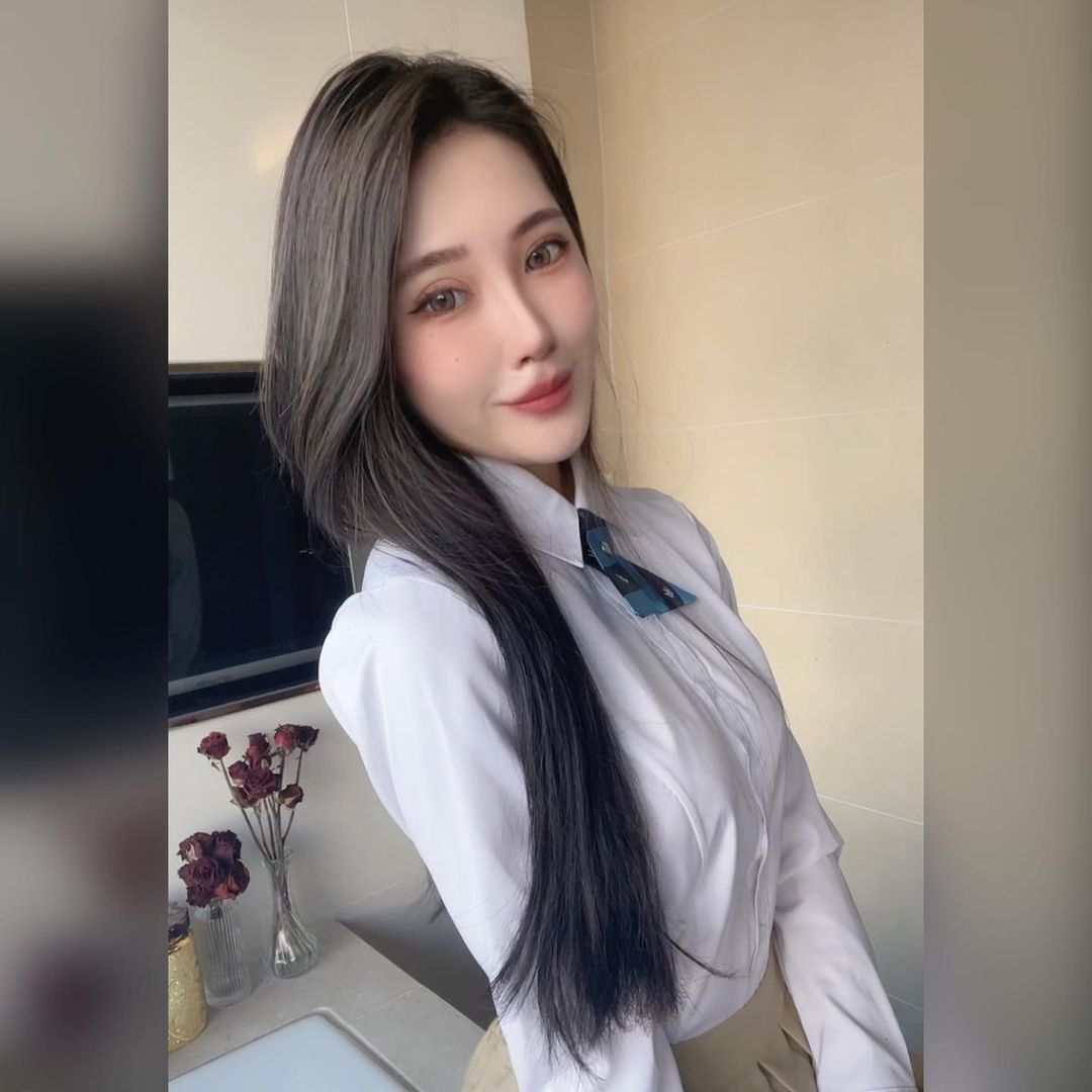 尤娜妳不說我還以為是男生的腹肌呢-第1章-图片21