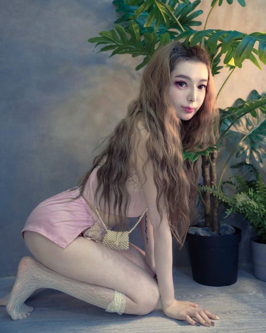 胡椒餅正妹林沂 豐滿胸器加上白皙美腿 實在受不了-第1章-图片13