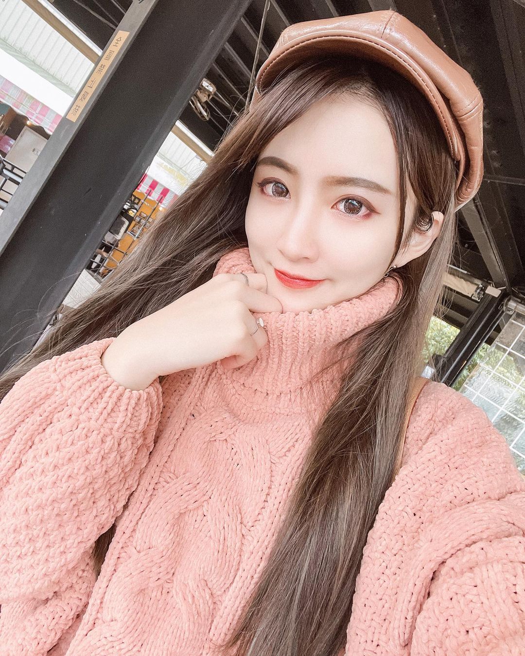 超高顏值+修長美腿 讓人無法自拔 彤兒-第1章-图片13