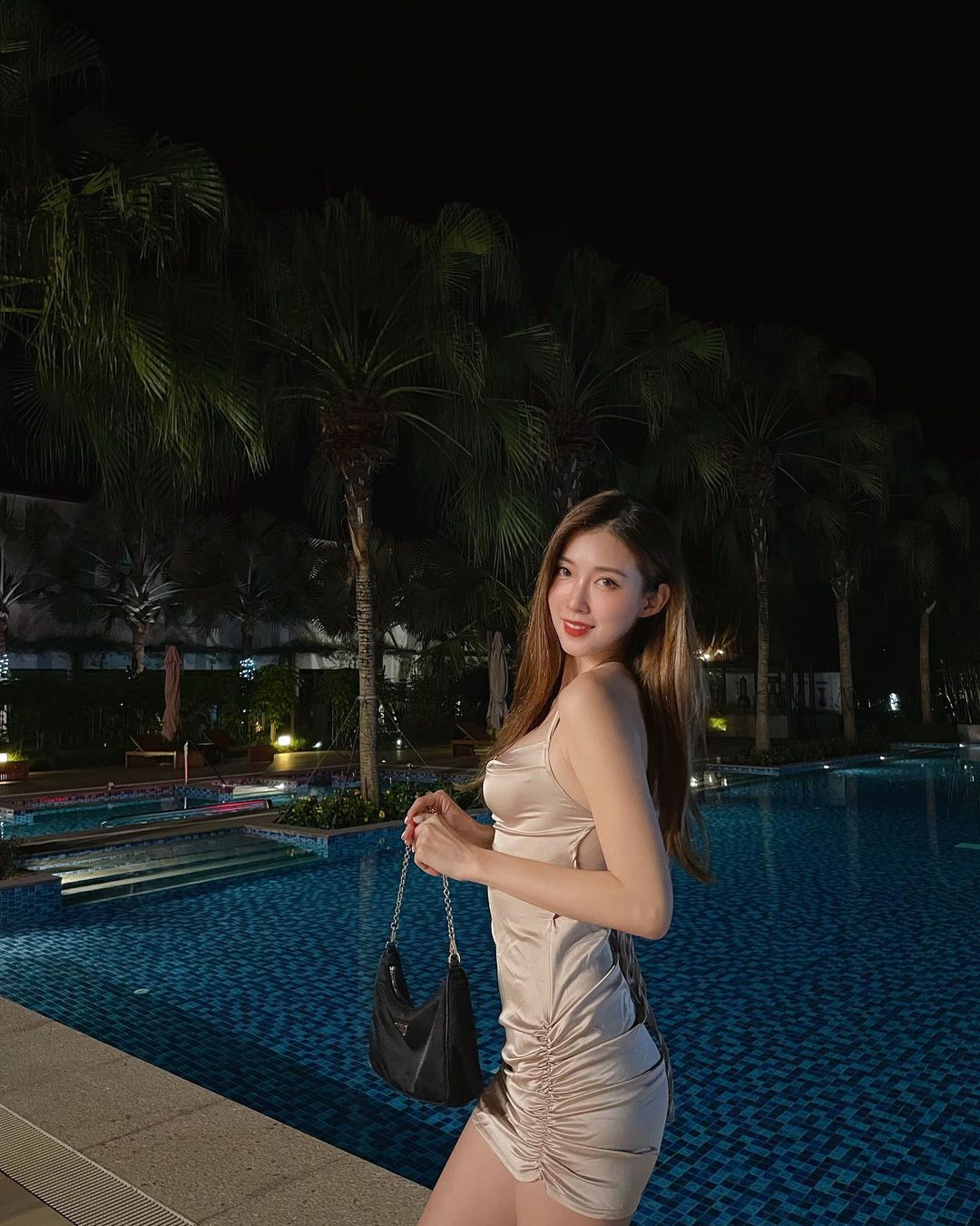 金允喬 回頭率滿分！「超正氣質美女」天菜顏值讓人心動-第1章-图片18