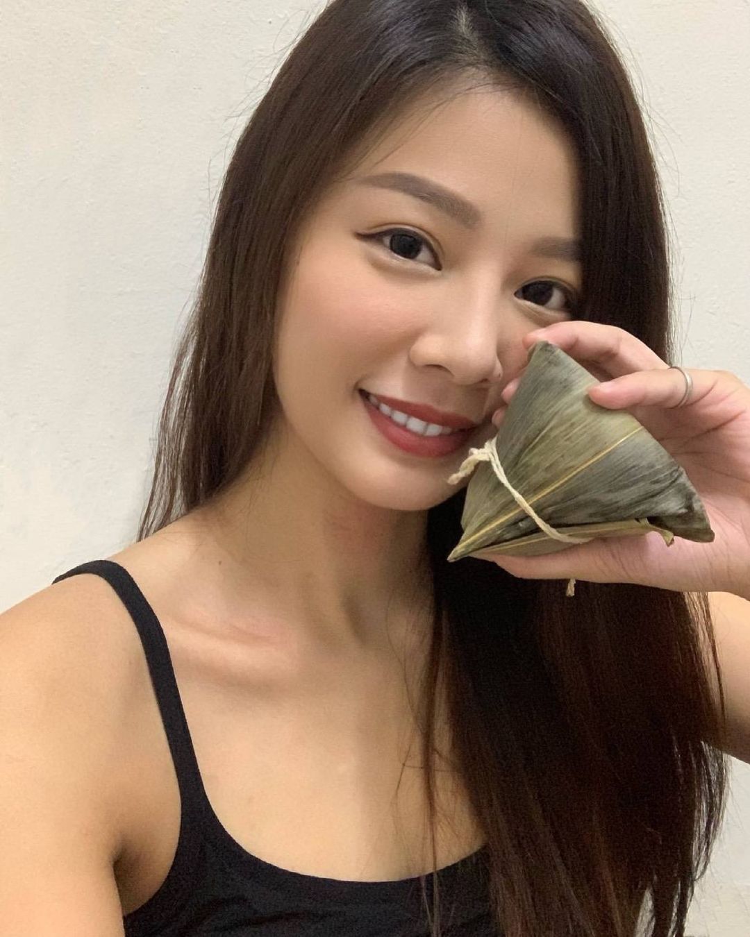 巨乳大小姐小淨 美胸、高顏值 讓人受不了-第1章-图片23