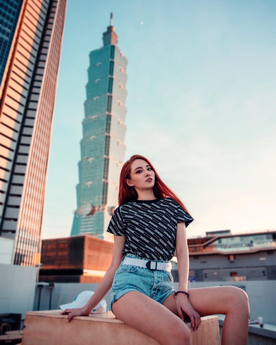 豐滿的巨乳極品翹臀修長美腿Bei IG福利給好給滿-第1章-图片33