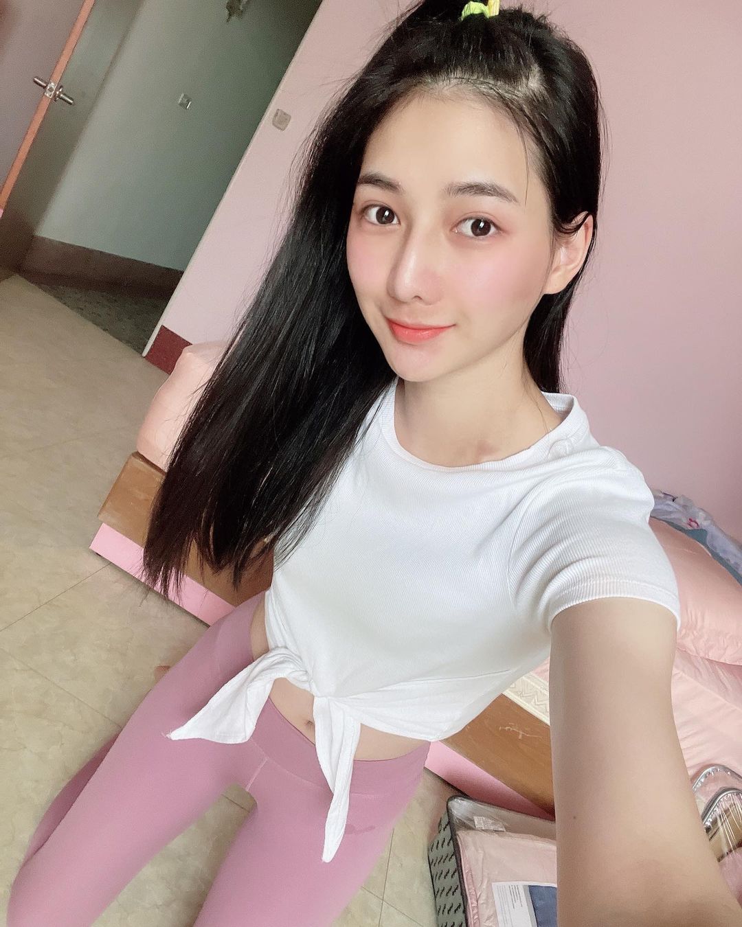 史上最正賣海鮮的氣質正妹劉心語 網友暴動每天準時去買魚-第1章-图片17
