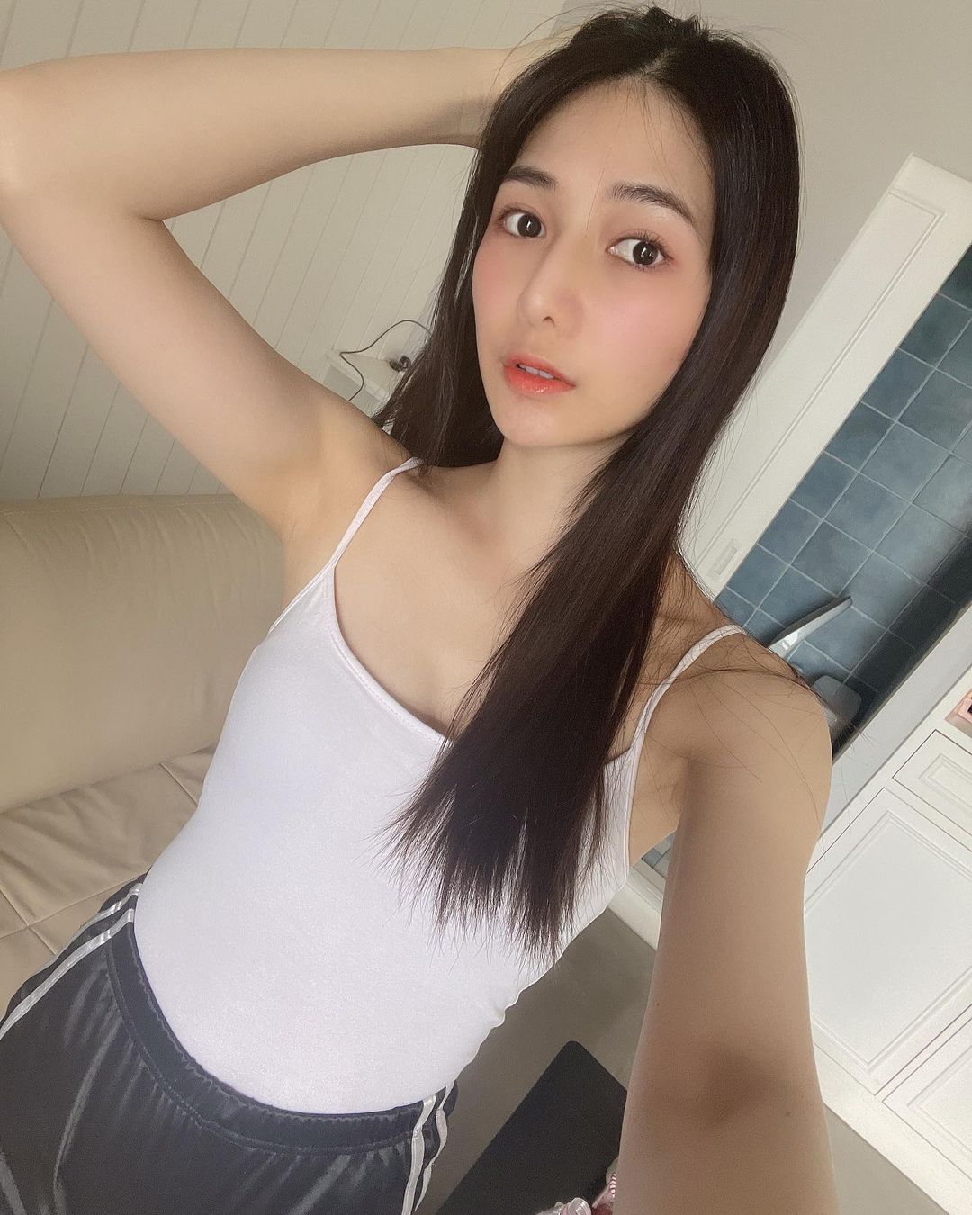 史上最正賣海鮮的氣質正妹劉心語 網友暴動每天準時去買魚-第1章-图片18