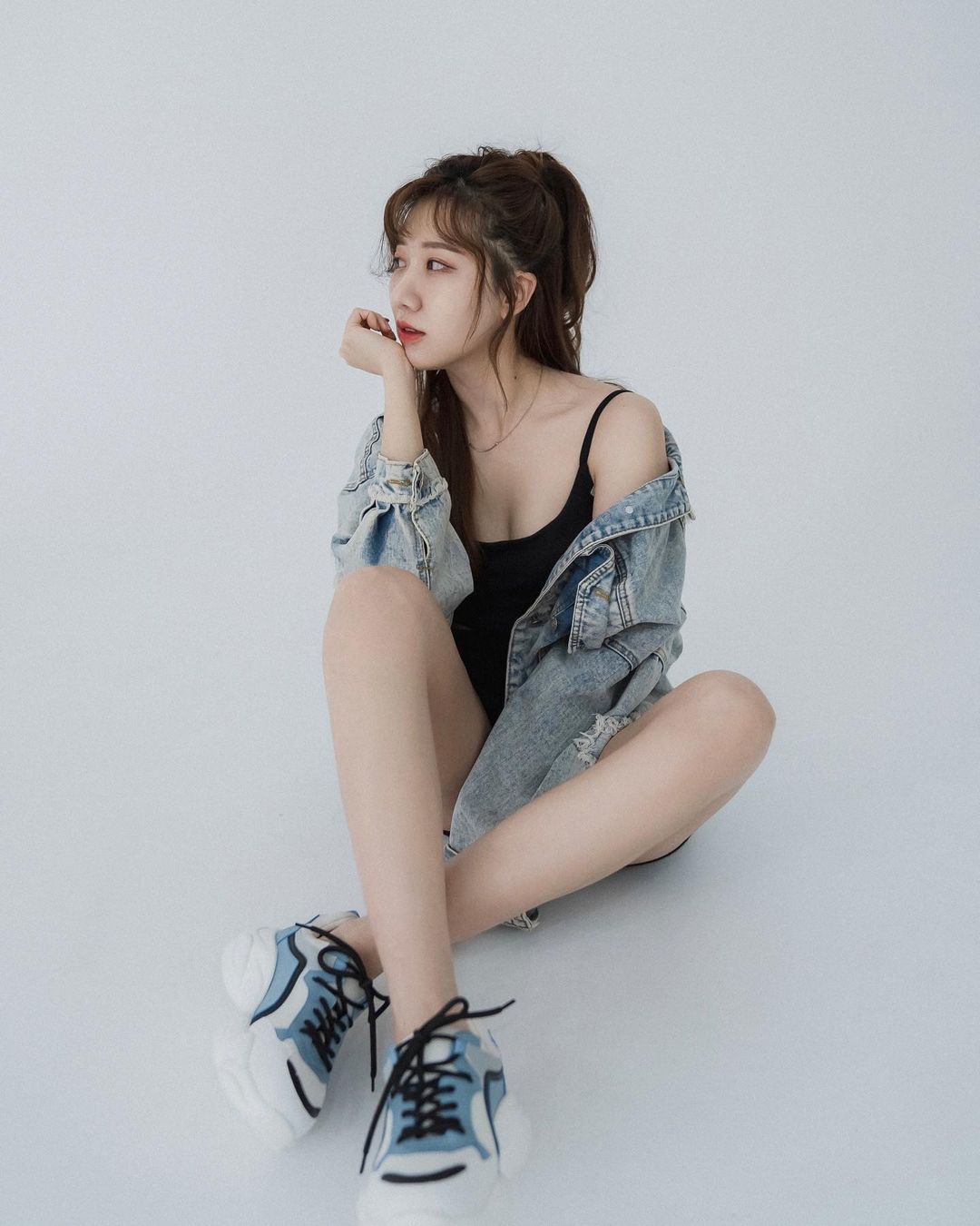 外型亮眼的啦啦隊女神 游游 火辣身材深藏不露-第1章-图片11
