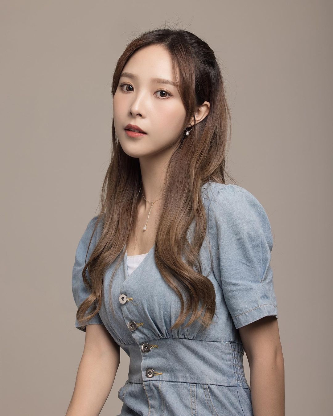 樂天團長Rina 身材曲線超火辣 讓人過目不忘-第1章-图片13