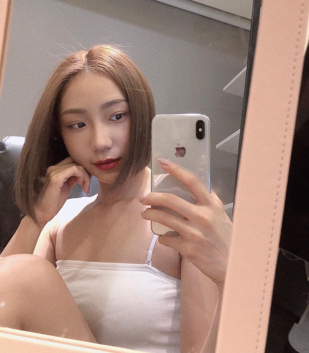 外型豔麗身材佼好啦啦隊正妹 塗卉妮-第1章-图片5