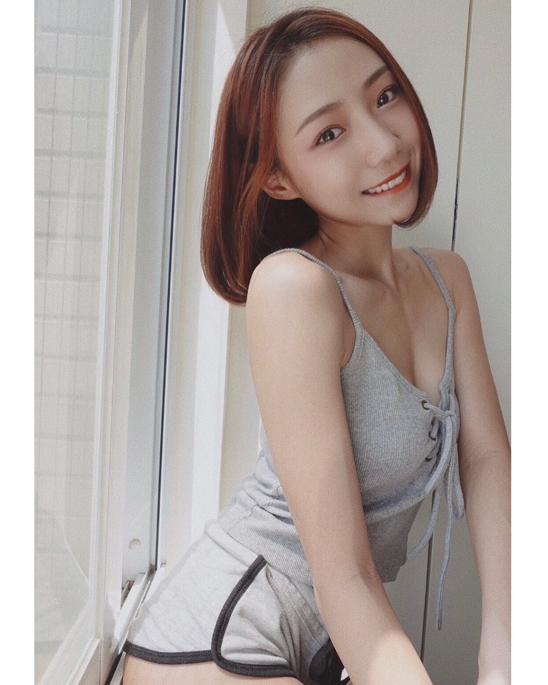 外型豔麗身材佼好啦啦隊正妹 塗卉妮-第1章-图片8