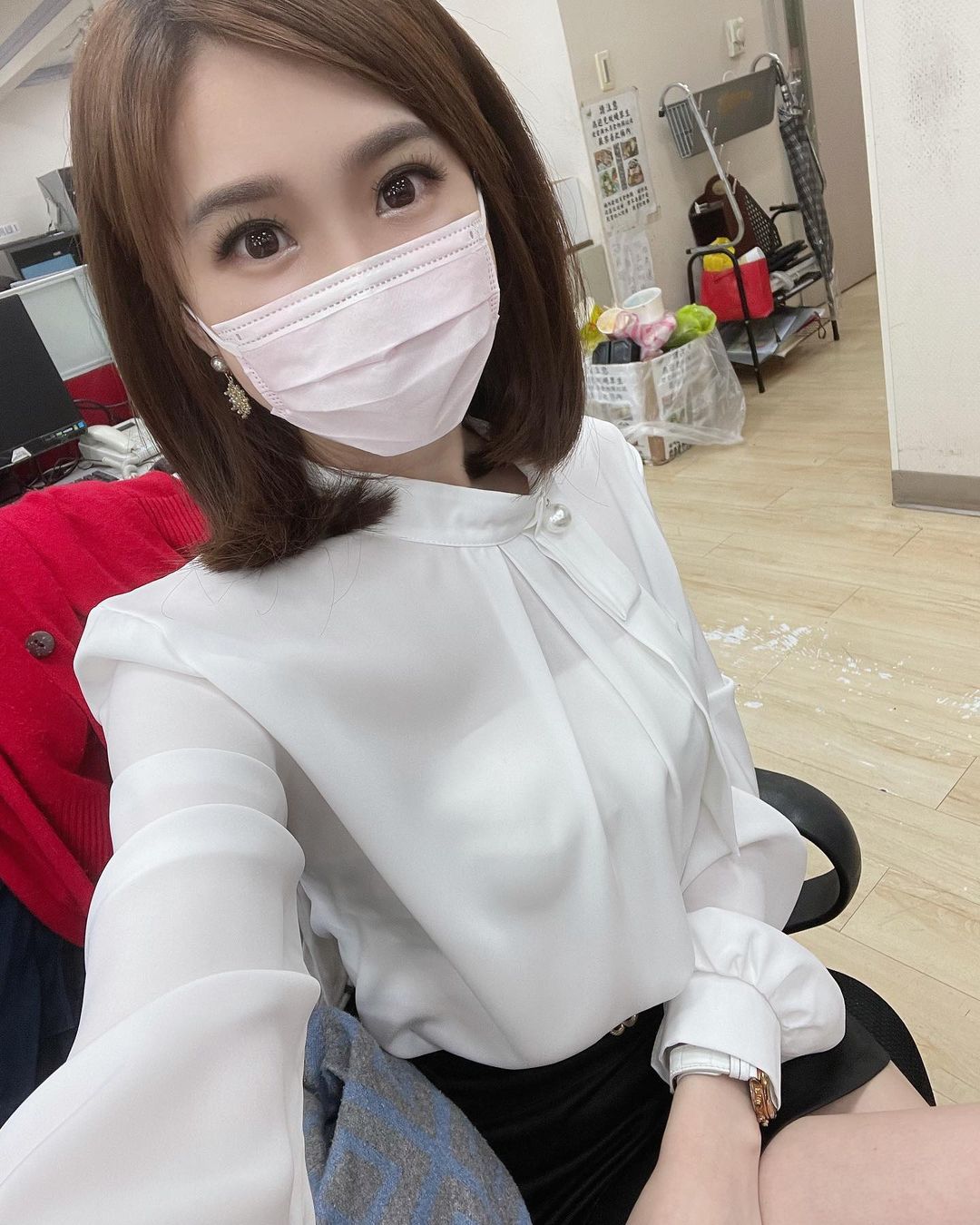 美麗性感的主播予馨 完全看不出來已經當媽了-第1章-图片7