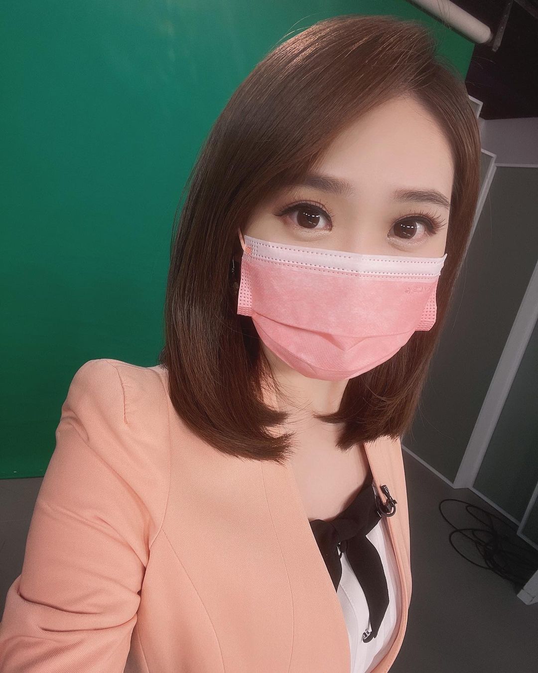 美麗性感的主播予馨 完全看不出來已經當媽了-第1章-图片12