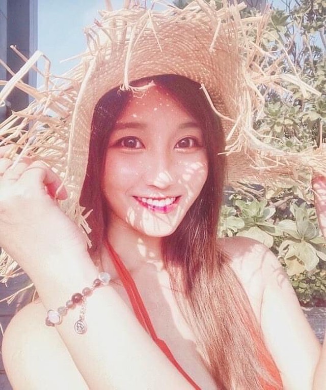 反差女神雅涵 笑容真是迷人阿~-第1章-图片12