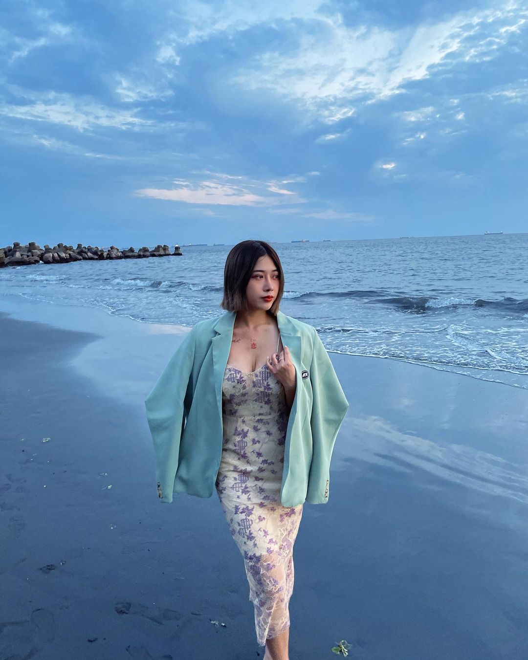 Helen巨乳豐臀前後雙殺…彈指間粉碎你的理智線-第1章-图片21