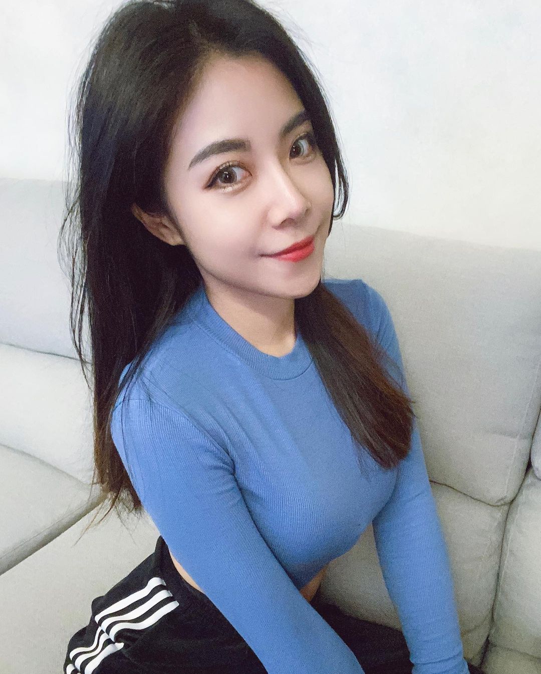喜歡親近大自然的正妹 Amber 胸前車頭燈真亮啊!-第1章-图片23