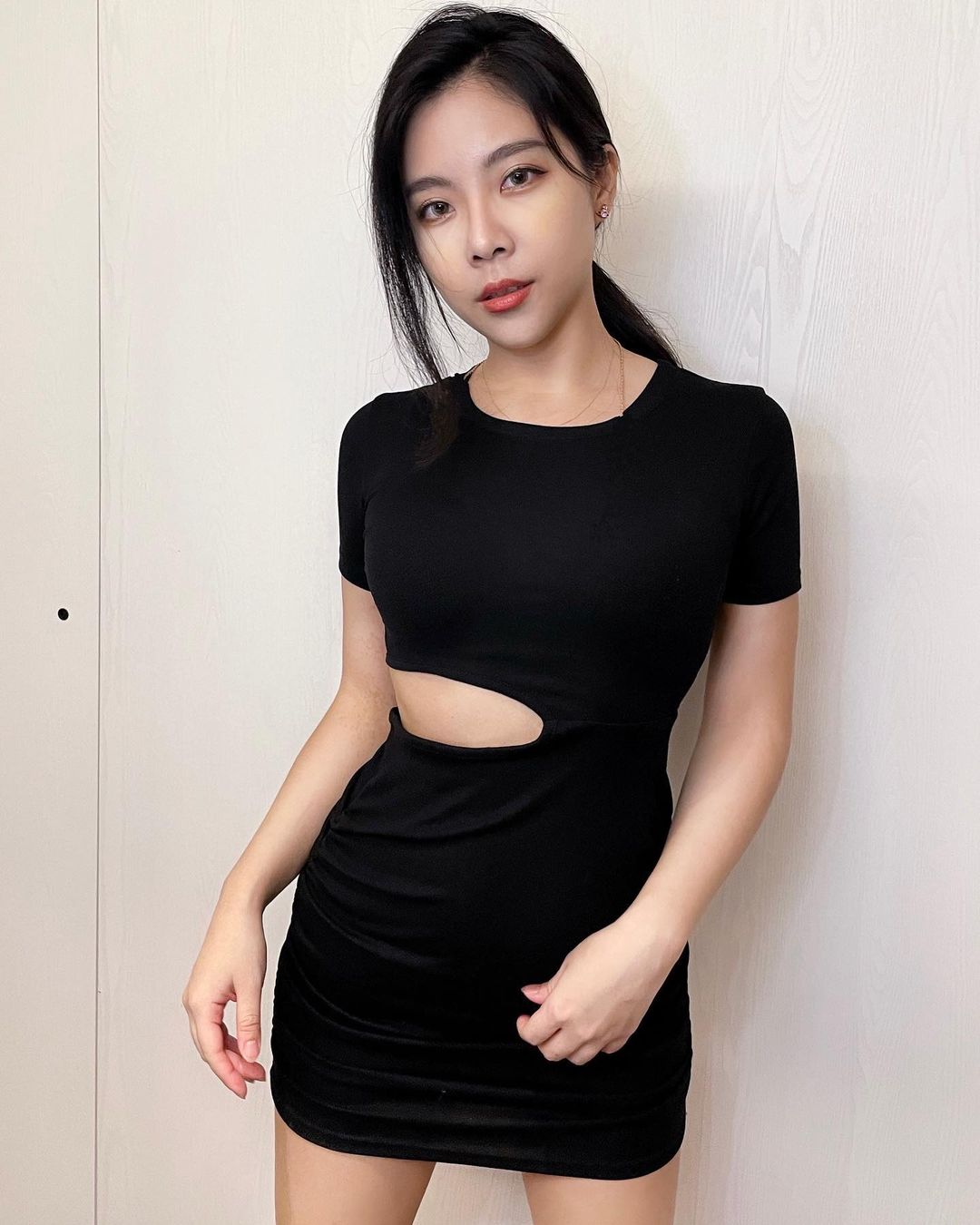 喜歡親近大自然的正妹 Amber 胸前車頭燈真亮啊!-第1章-图片38