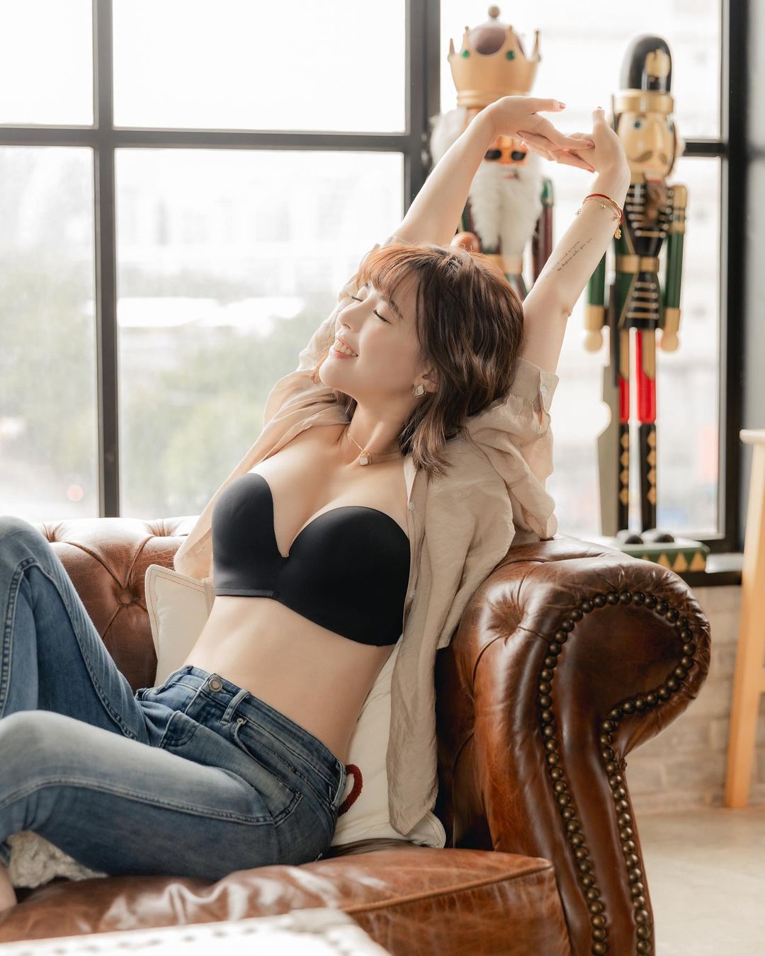 短髮妹子 一隻阿圓 前凸後翹好曲線讓網友狂敲碗!-第1章-图片8