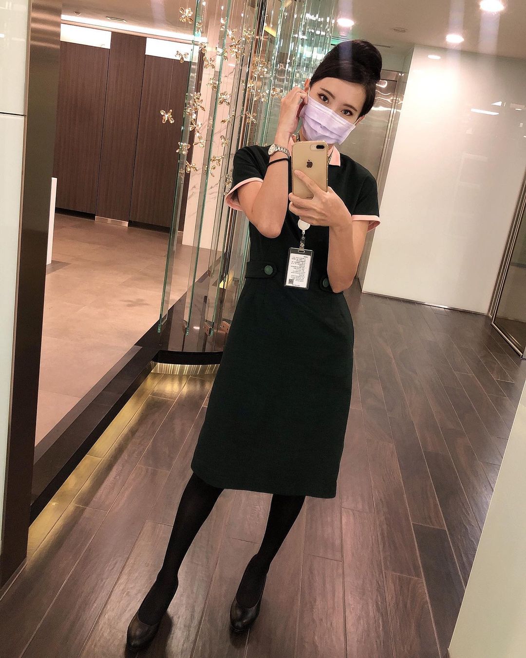 Lightly-known airwoman Lanie diffuses a mature breath that gives a sense of stability-第1章-图片12