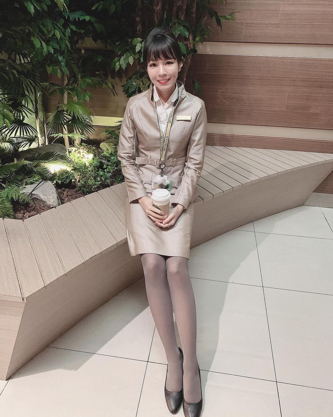 受到疫情影響航班被砍 依舊不影響正妹空姐winnie-第1章-图片8