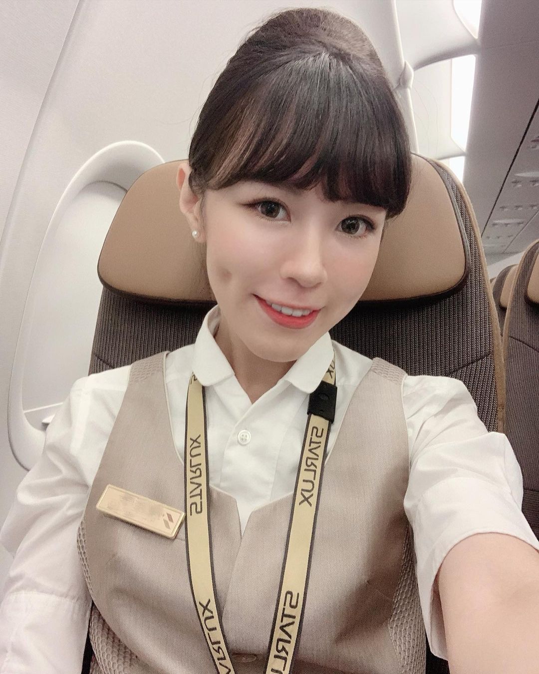 受到疫情影響航班被砍 依舊不影響正妹空姐winnie-第1章-图片12