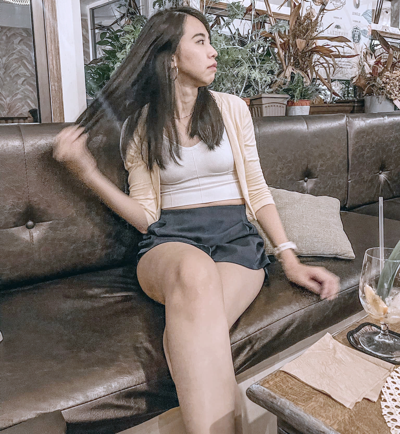 Husky loves to show beautiful legs.-第1章-图片1