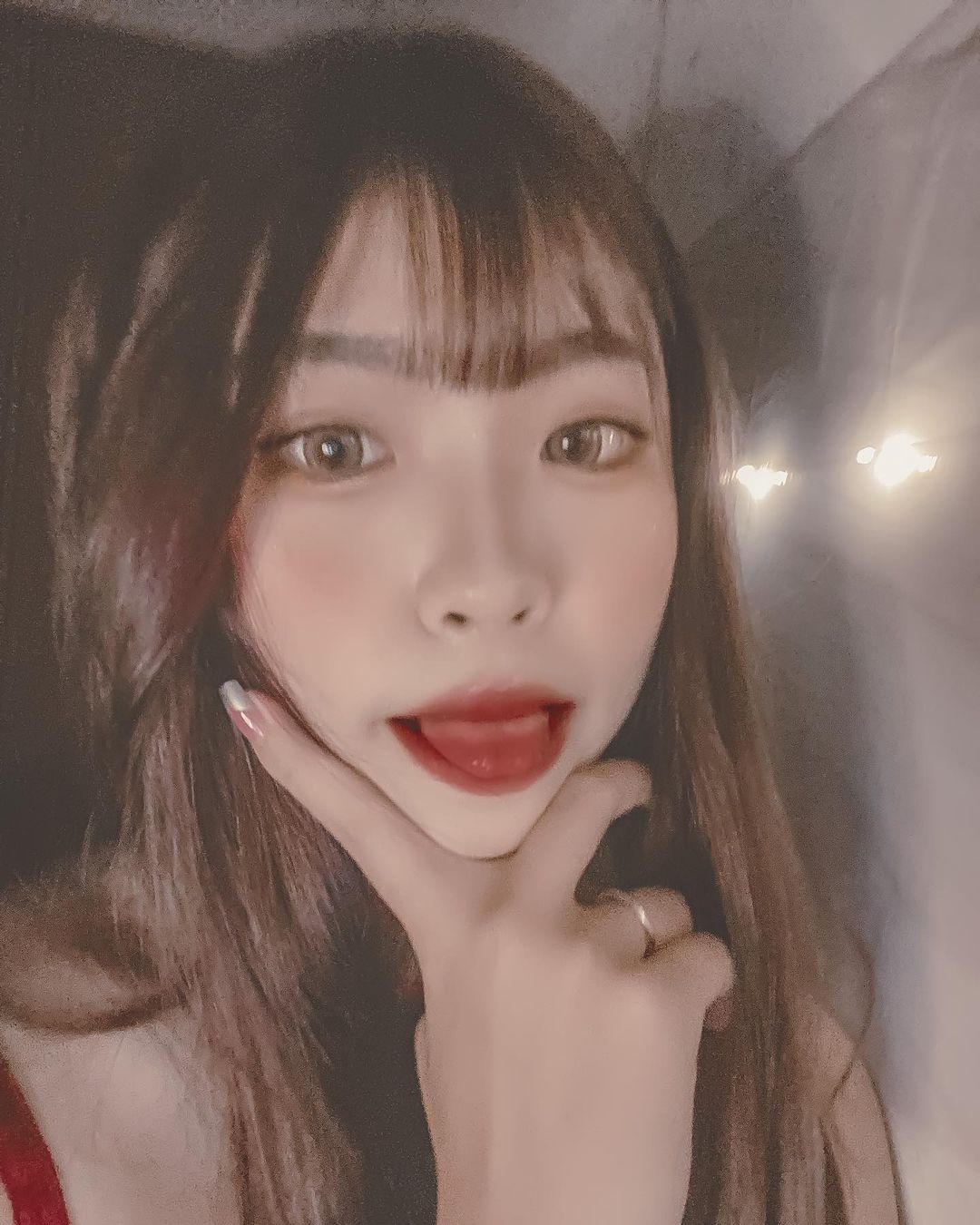 妖豔濃妝型妹子淩 陽光燦笑瞬間讓人秒融化-第1章-图片14