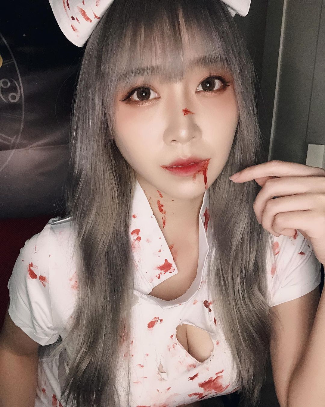長髮妹子 子韻 迷惑的眼神迷人美乳展現超火辣魅力-第1章-图片4