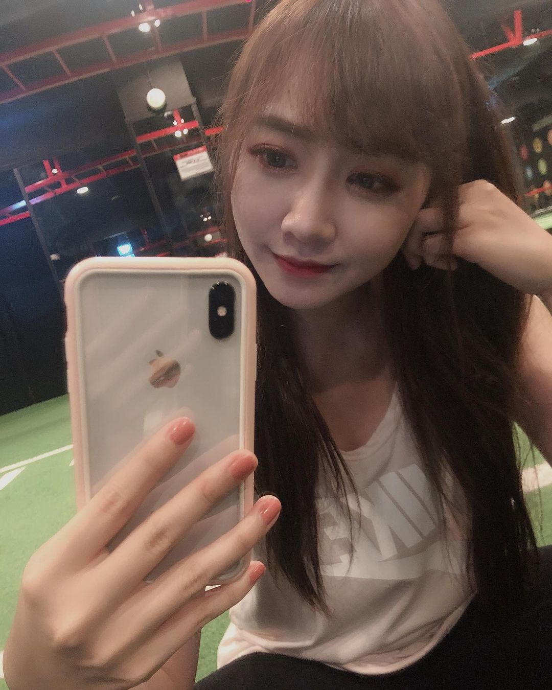 長髮妹子 子韻 迷惑的眼神迷人美乳展現超火辣魅力-第1章-图片12