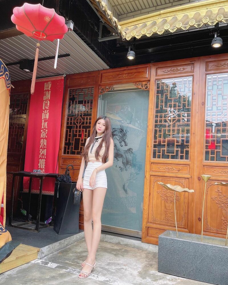 穿搭一把罩「Vanessa」高挑身材拉長比例!人好看怎麼穿都好看吧-第1章-图片35