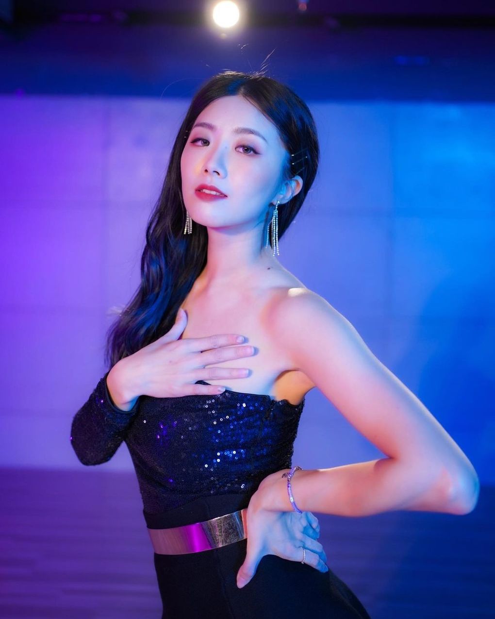 這個笑容是真的很甜!「曾甜」甜蜜蜜人氣主持人,斜槓女神這個她也行!-第1章-图片7