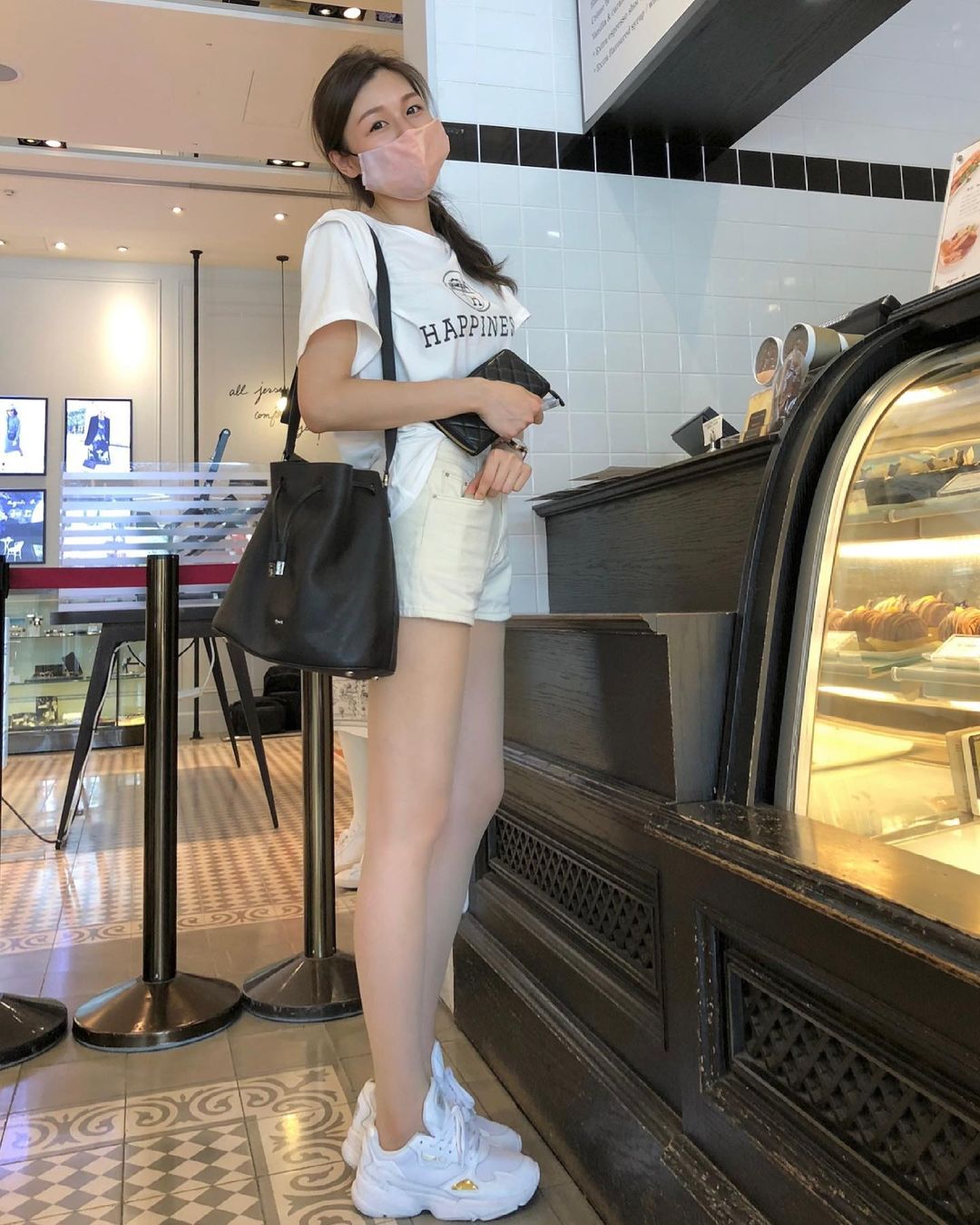 Sandy’s legs are really good.-第1章-图片16