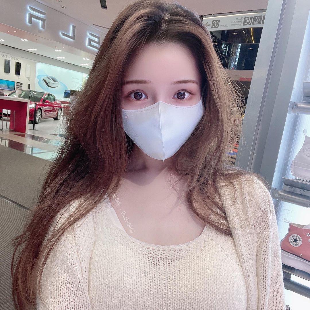 皮膚白皙的正妹Una 全身散發出仙女的氣息~-第1章-图片13