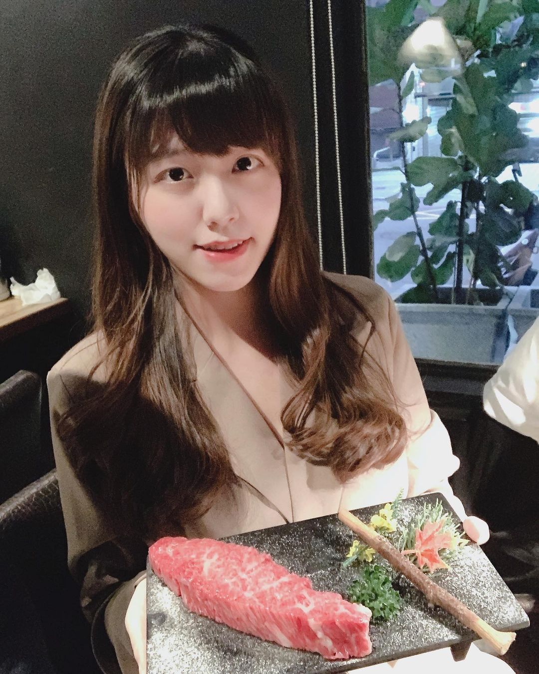 護理師李佩瑾 甜美自拍性感胸型成亮點!-第1章-图片4