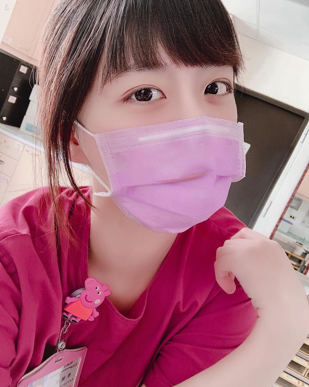 護理師李佩瑾 甜美自拍性感胸型成亮點!-第1章-图片9