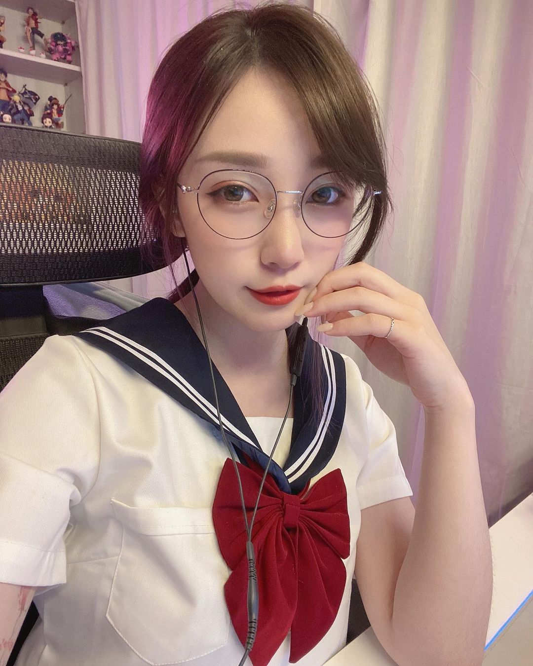 電玩正妹劉萱 美臉下的性感曲線就想撲倒享用!-第1章-图片7
