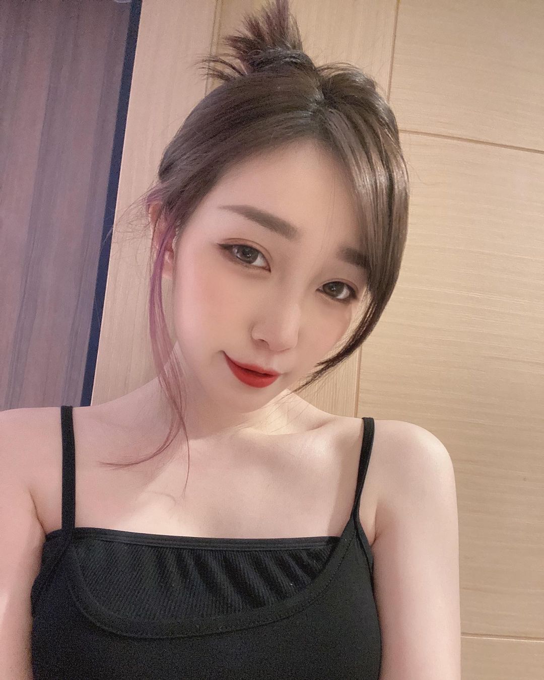 電玩正妹劉萱 美臉下的性感曲線就想撲倒享用!-第1章-图片14