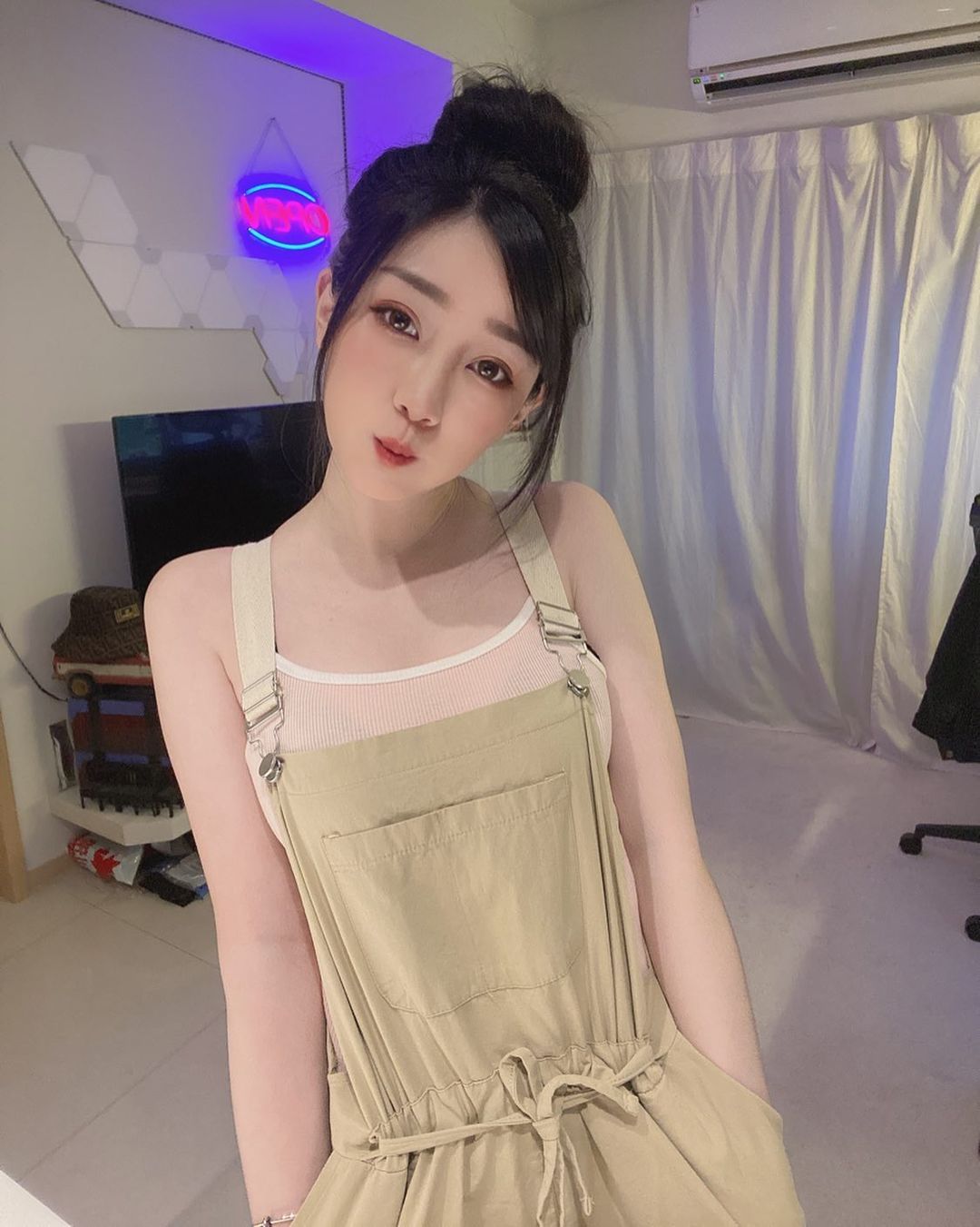 電玩正妹劉萱 美臉下的性感曲線就想撲倒享用!-第1章-图片19