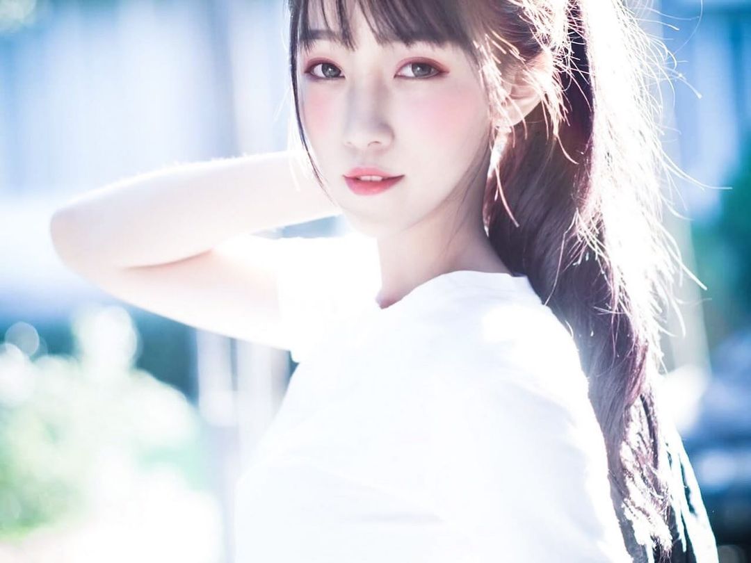 電玩正妹劉萱 美臉下的性感曲線就想撲倒享用!-第1章-图片21
