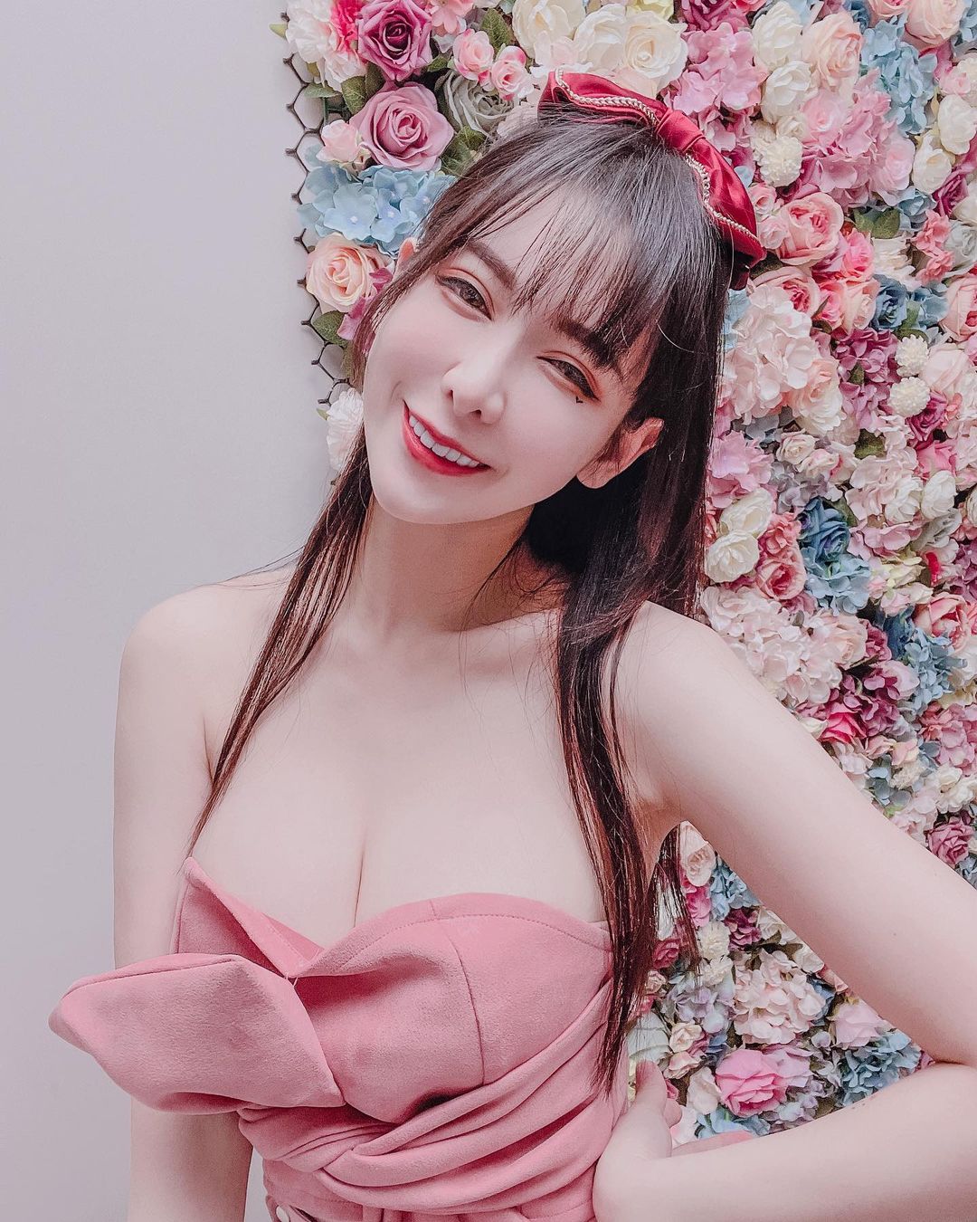 校花級正妹愛佳奈 氣質又性感讓粉絲戀愛了-第1章-图片6
