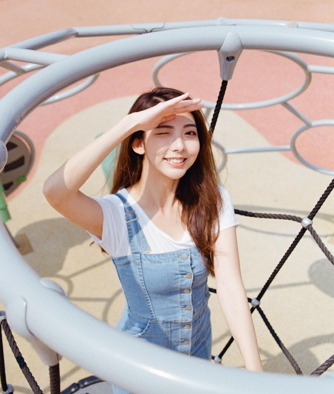 Clean and fresh sister Suso smiles and sweetened with electric shower charm.-第1章-图片11