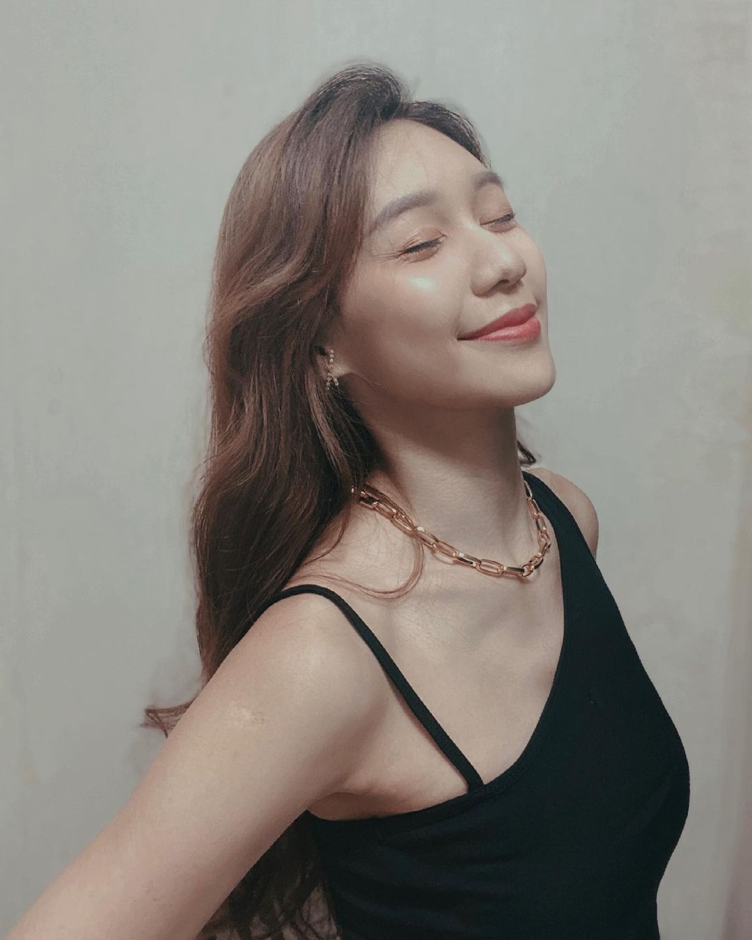 La hermosa hermosa y sorridente Chen Tian no se olvida de ser sexy.-第1章-图片14