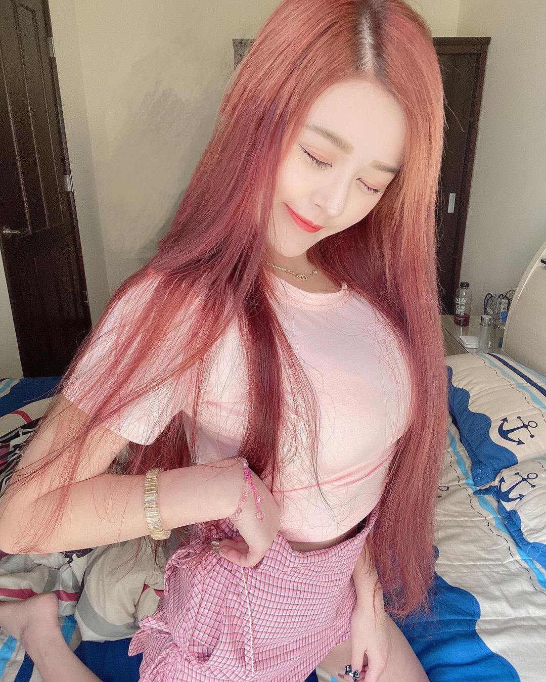 Little JK girl buddy has a shocking e-milk making fans hot so don't want to-第1章-图片3