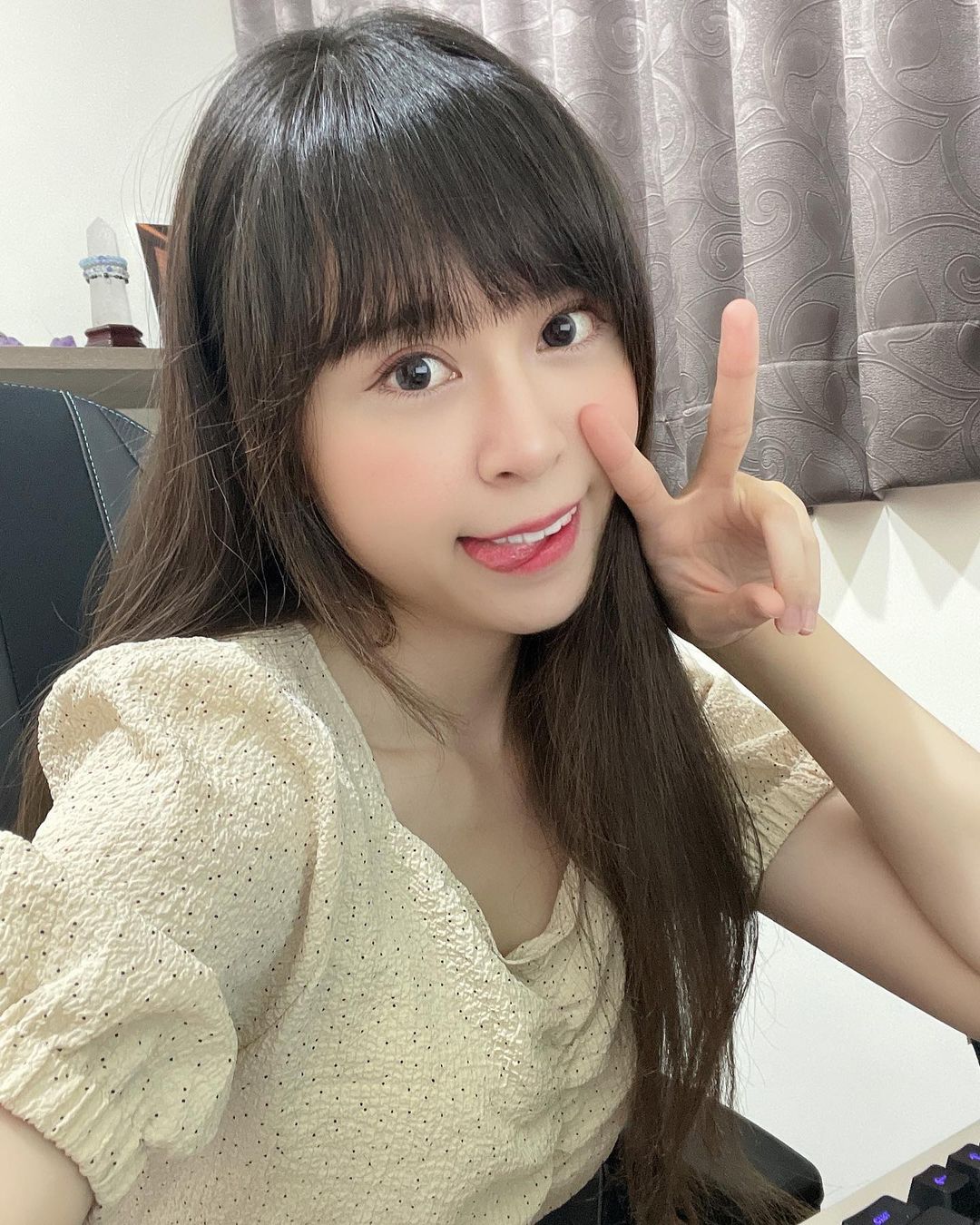 The reality is that Remi's whole body is sweetened with black, long, straight hair is the perfect harvest of the houseman's heart.-第1章-图片4