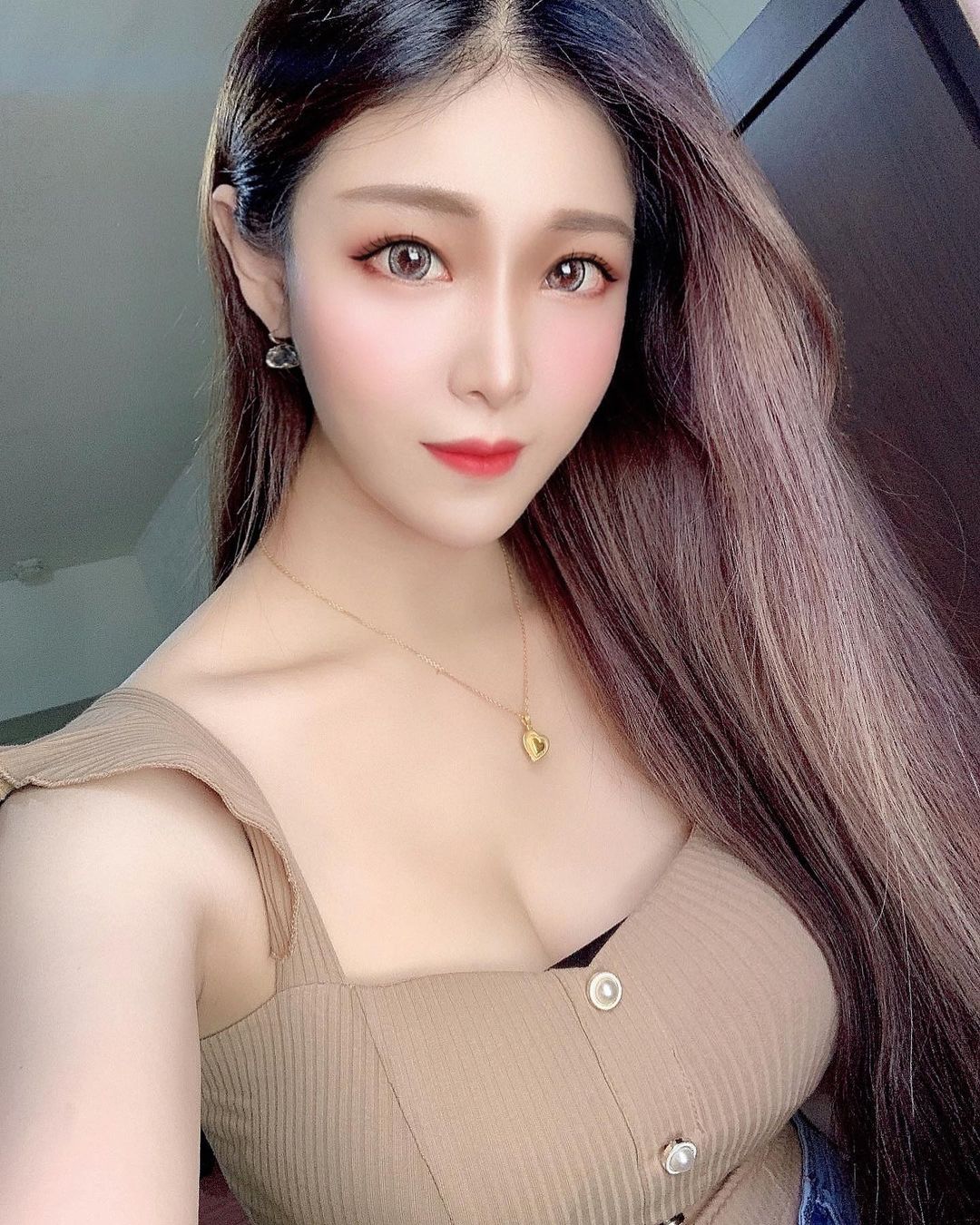 Beautiful sister queeny cheerful eyes.-第1章-图片4