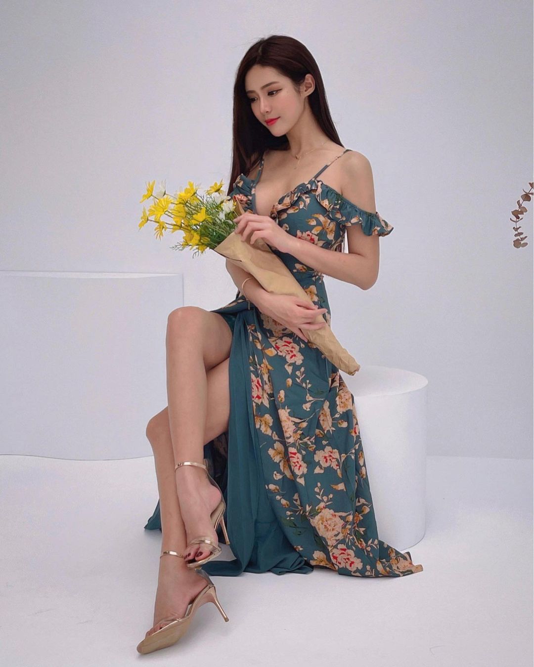 氣質女神黃書庭 仙女氣質超療癒 讓男粉瞬間戀愛!-第1章-图片12