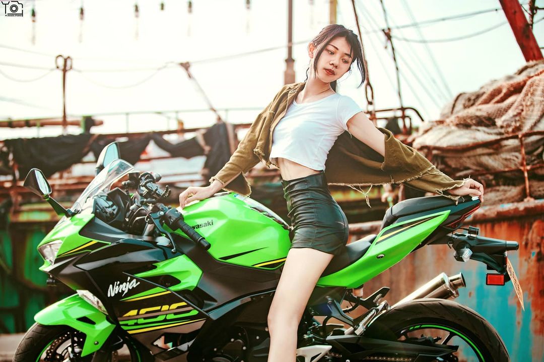 Los nuevos modelos de moda son muy bonitos y sonríen.-第1章-图片2