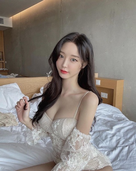 長腿姊姊的一天，你也想陪她度過嗎？~예핏-第1章-图片1