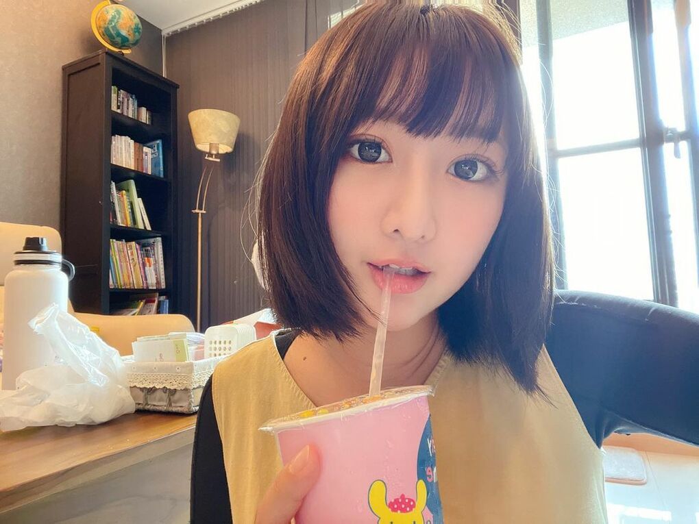 The fitness room's waterliest landscape, for the goddess to rush to the gym to report to Joan Qi.-第1章-图片2
