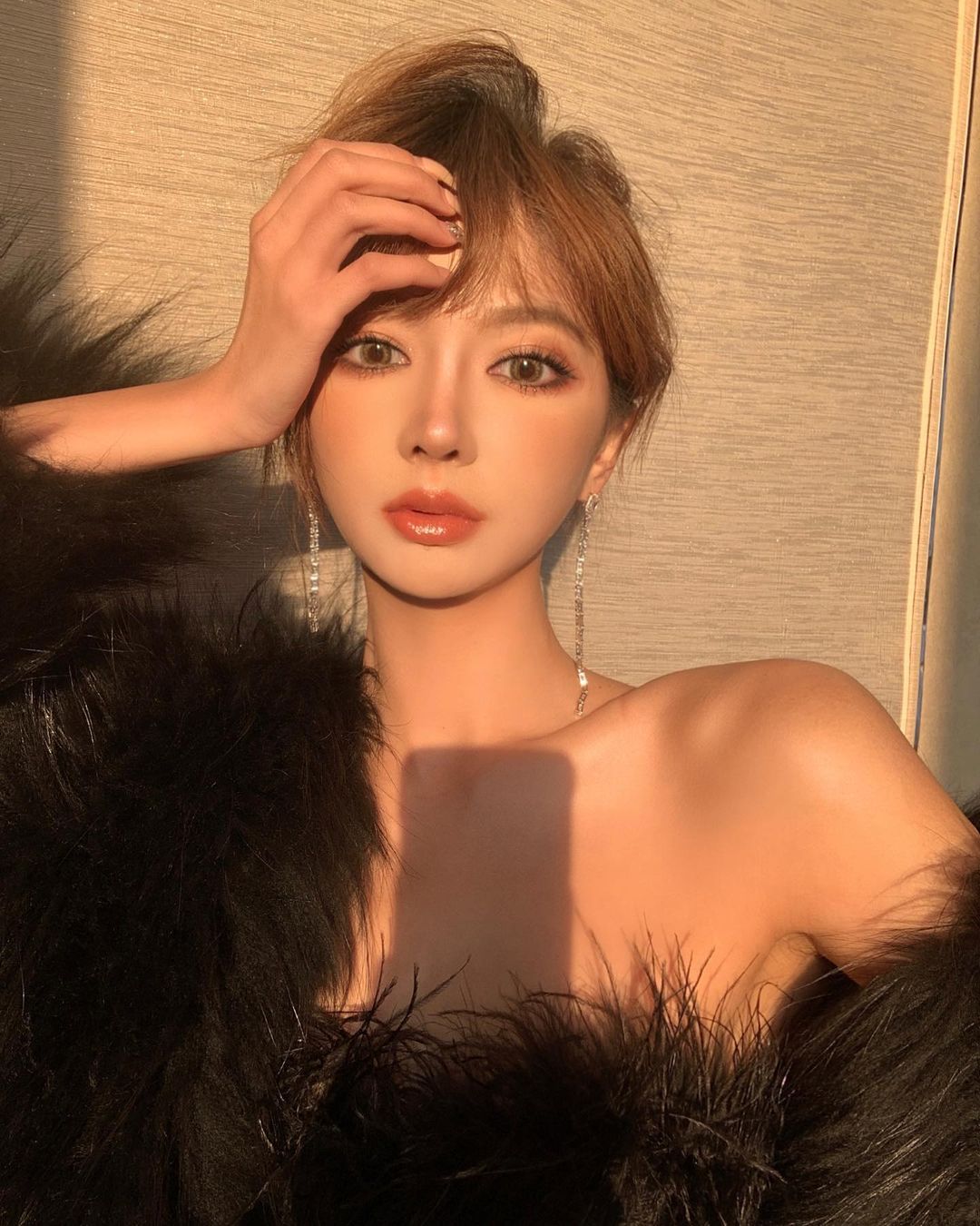 骨感正妹「方大小姐」貴族氣場讓人拜倒在她石榴裙！-第1章-图片7