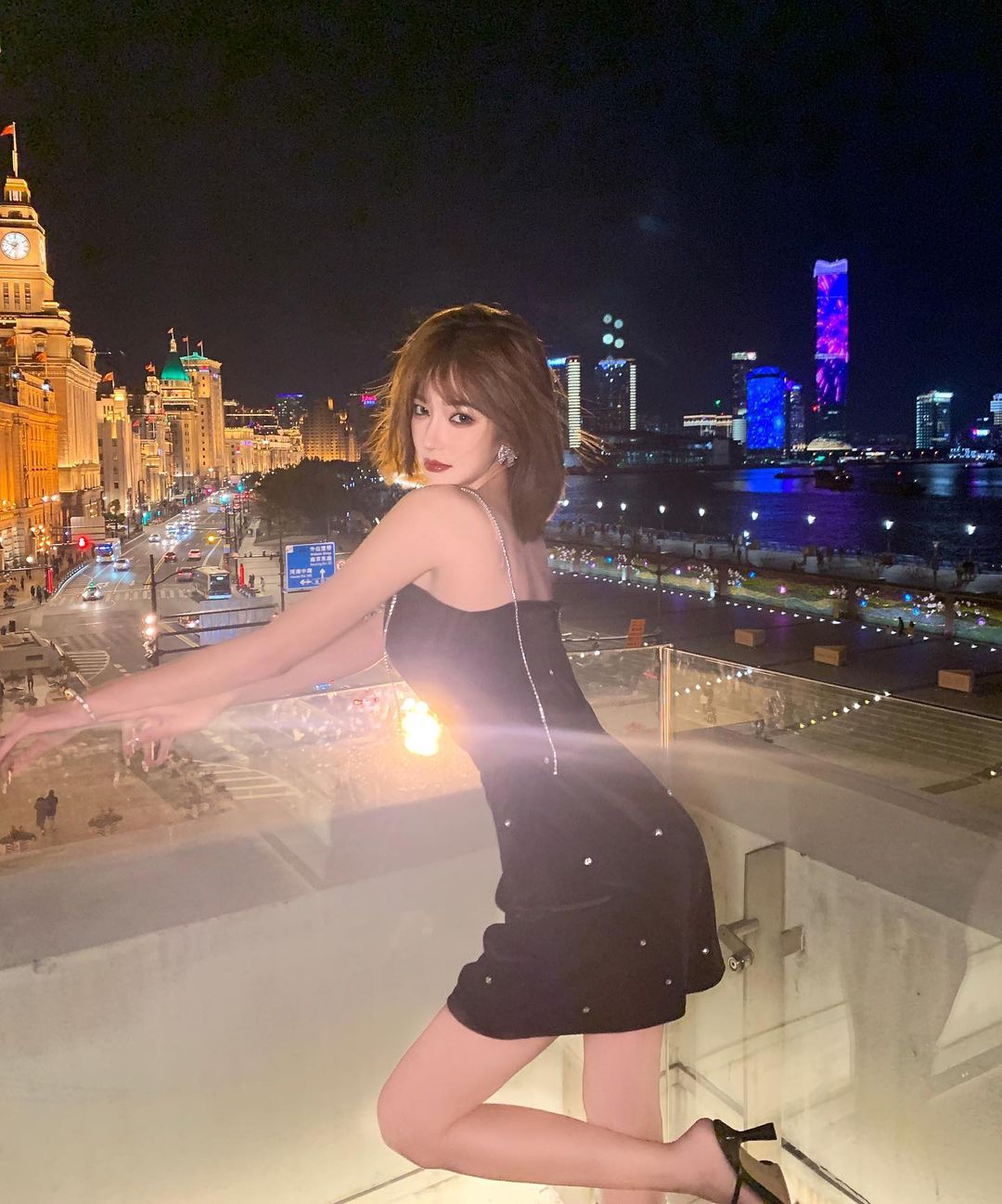 骨感正妹「方大小姐」貴族氣場讓人拜倒在她石榴裙！-第1章-图片8